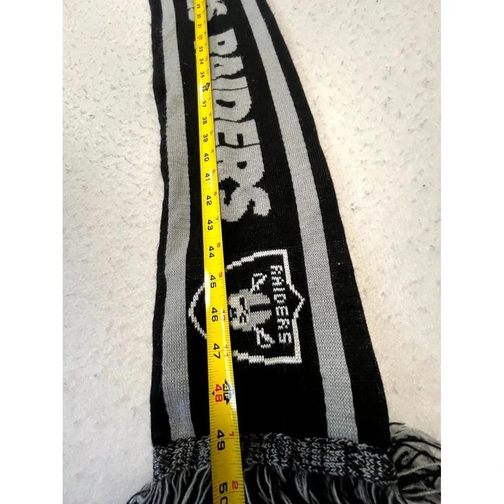 Mens Scarf Black Gray Las Vegas Raiders NFL Football Knit Winter Fringe Fan Gear